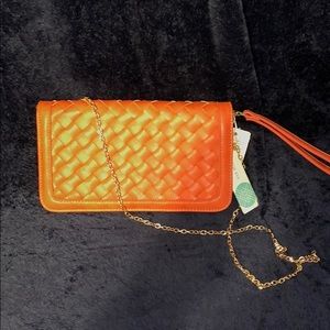 Urban expressions crossbody clutch